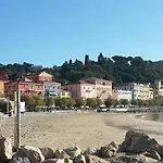 Del Sole Nero 3* San Terenzo