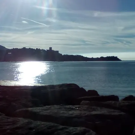 Pensión Del Sole Nero San Terenzo