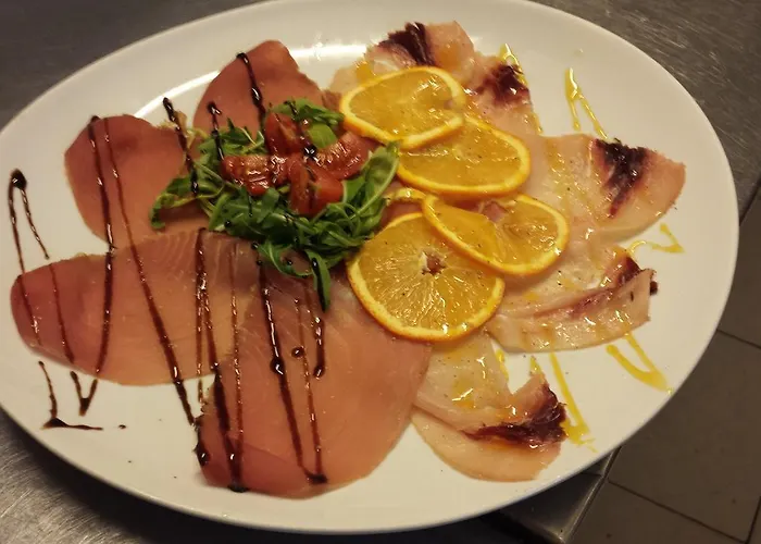 Del Sole Nero Gæstehus San Terenzo